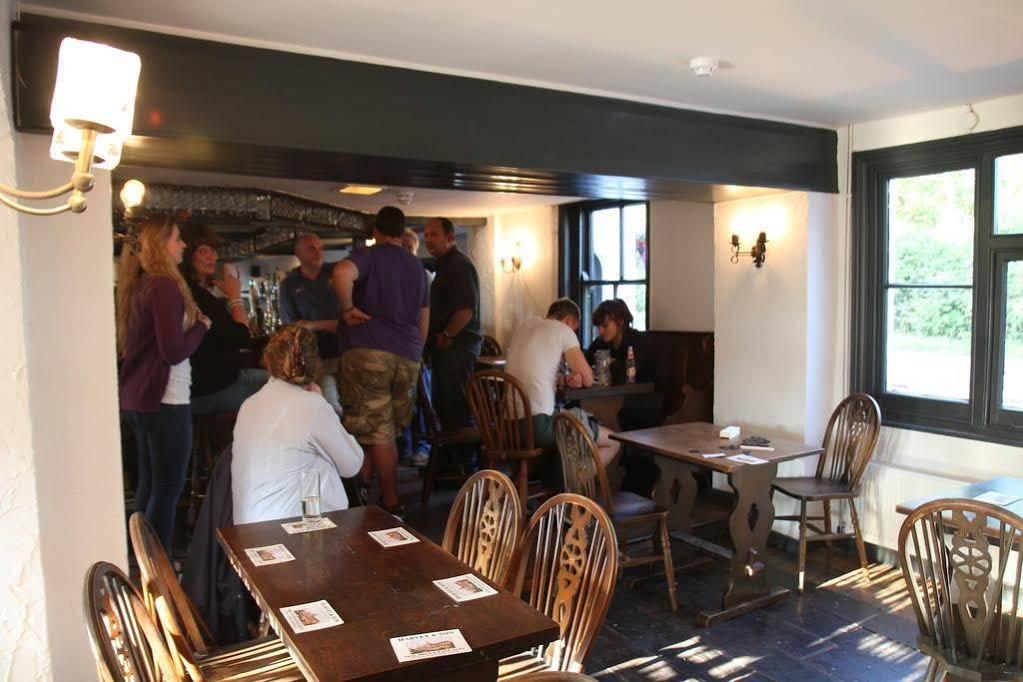 The May Garland Inn Hellingly Екстериор снимка