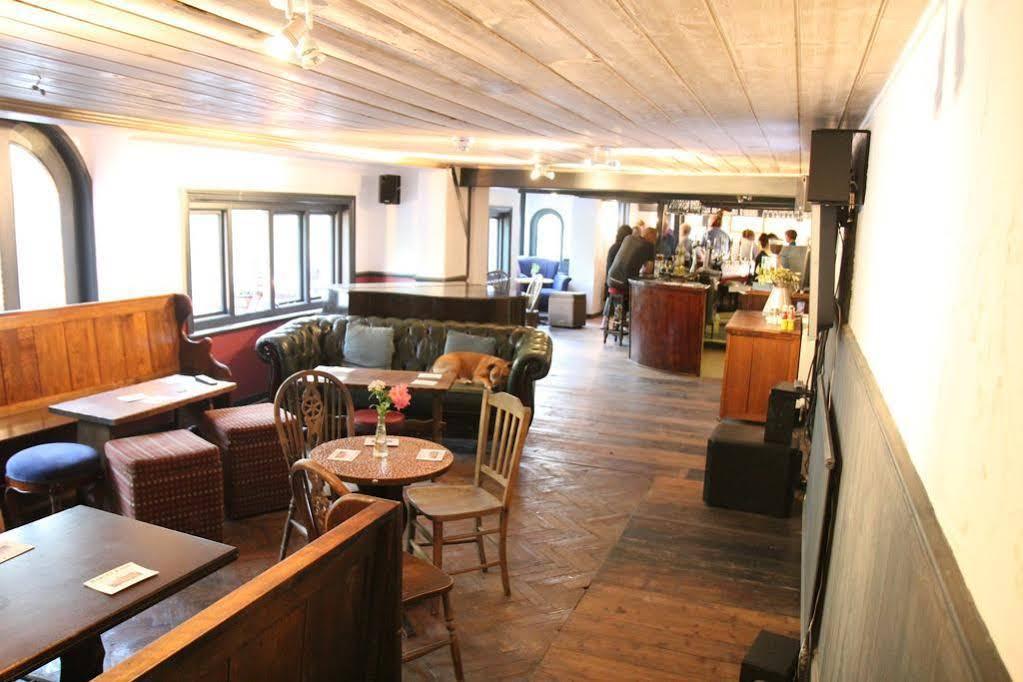 The May Garland Inn Hellingly Екстериор снимка