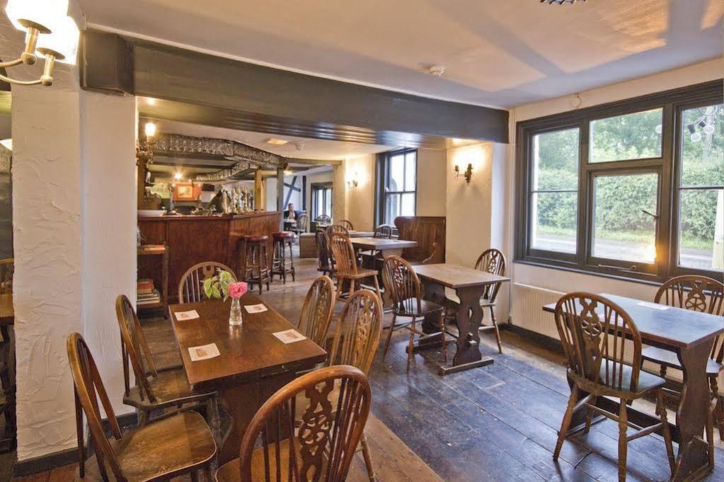 The May Garland Inn Hellingly Екстериор снимка